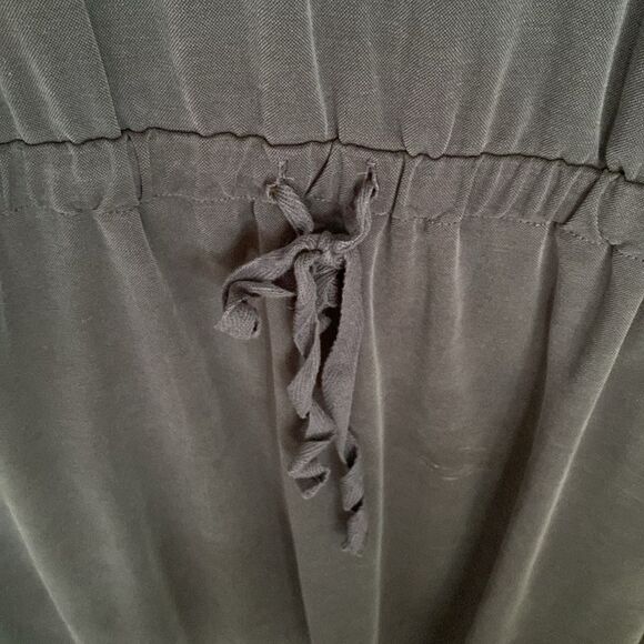 Loft Outlet Navy Sleeveless Dress Size Large. - Picture 3 of 7